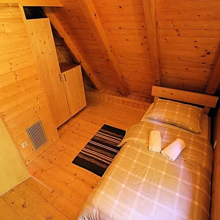Schoenes In Breze Mit Eigenem Balkon By Interhome